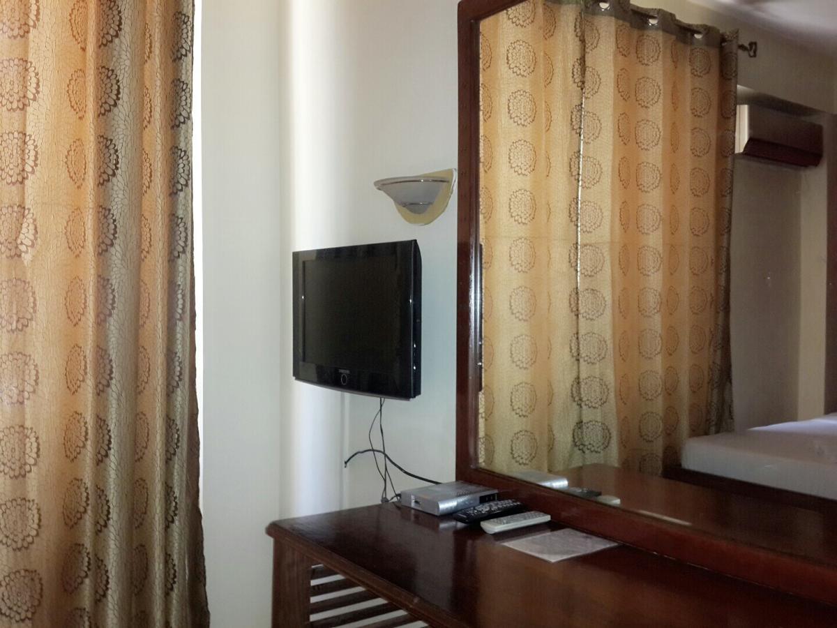 Iris Hotel Dar Es Salaam Zewnętrze zdjęcie